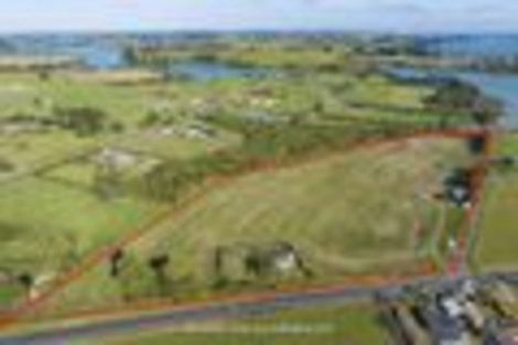 Photo of property in 41 Wharf Road, Clarks Beach, Pukekohe, 2679