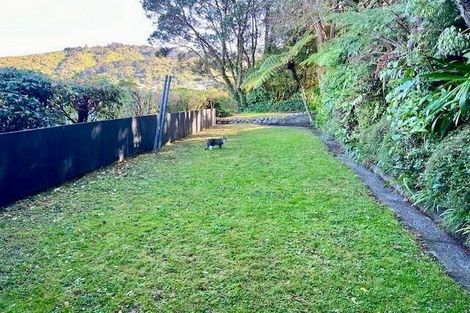 Photo of property in 18 Karachi Crescent, Khandallah, Wellington, 6035