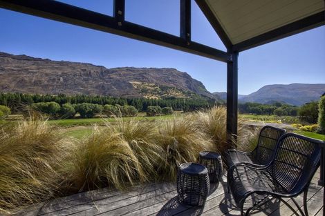 Photo of property in 11 Dalgleish Lane, Arrowtown, Queenstown, 9371