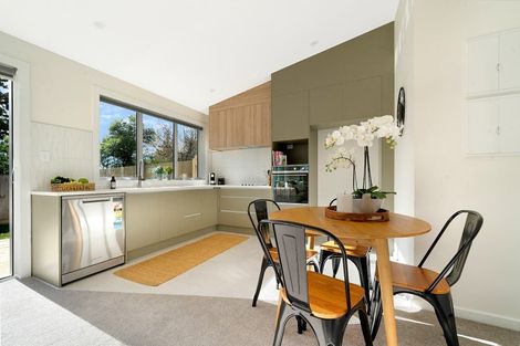 Photo of property in 398 Main Road, Huapai, Kumeu, 0810