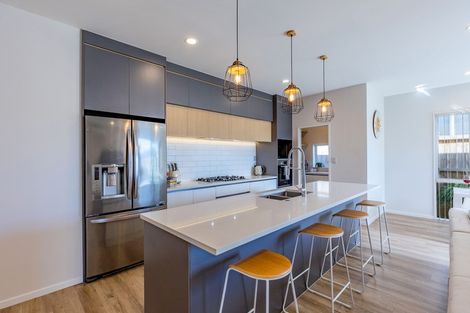 Photo of property in 69 Nobilo Road, Kumeu, 0810