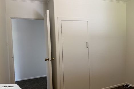 Photo of property in 32 Taupo Street, Green Bay, Auckland, 0604