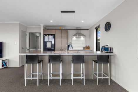 Photo of property in 8 Ash Lane, Omokoroa, 3114