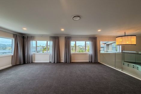 Photo of property in 11 Henry Blyth Lane, Greenhithe, Auckland, 0632