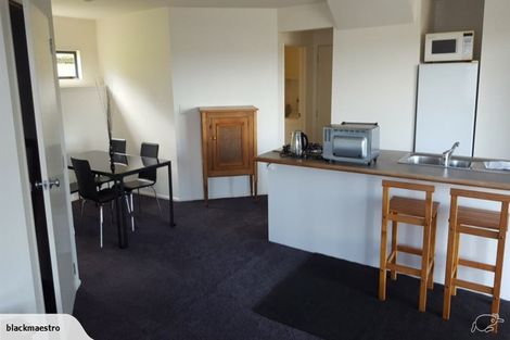 Photo of property in 2/813 East Coast Road, Northcross, Auckland, 0630