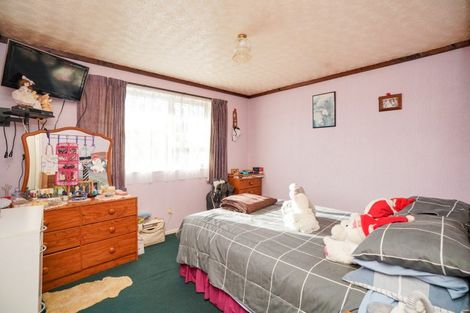 Photo of property in 72 Paisley Street, Kew, Invercargill, 9812