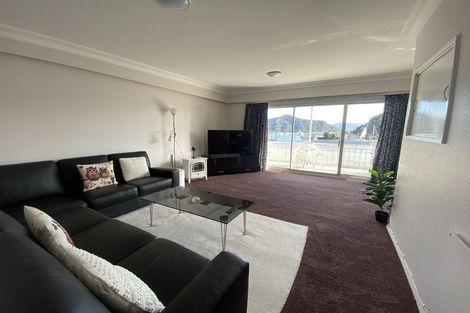 Photo of property in 1/29 Waikawa Road, Picton, 7220