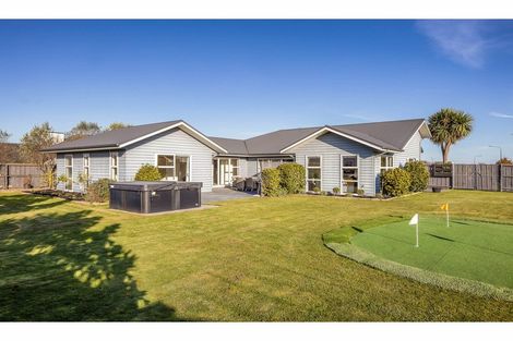 Photo of property in 7 Barnsley Crescent, West Melton, 7618