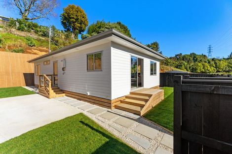 Photo of property in 23c Heta Road, Highlands Park, New Plymouth, 4312