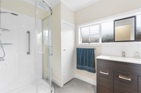 Photo of property in 14 Montgomery Street, Levin, 5510