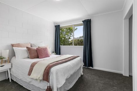 Photo of property in 2/100 Martin Street, Wallaceville, Upper Hutt, 5018