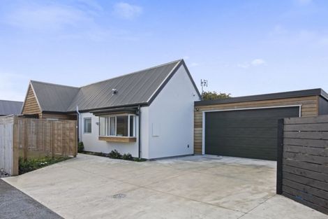 Photo of property in 13 Plynlimon Road, Fendalton, Christchurch, 8052