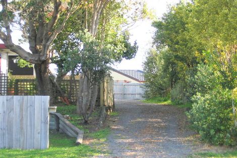 Photo of property in 1324b Papamoa Beach Road, Papamoa Beach, Papamoa, 3118