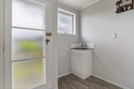 Photo of property in 307 Roscommon Road, Clendon Park, Auckland, 2103