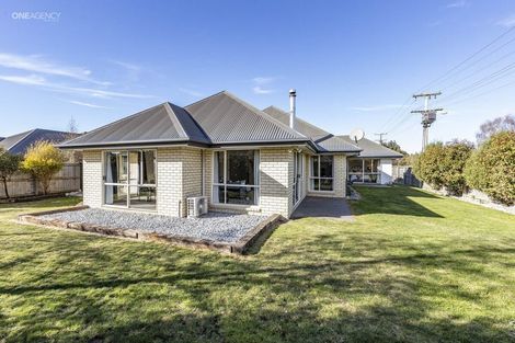 Photo of property in 21 Wellington Street, Ashley, Rangiora, 7477