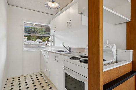 Photo of property in Melksham Towers, 702/131 Brougham Street, Mount Victoria, Wellington, 6011