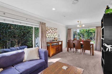 Photo of property in 7 Nypa Way, Somerville, Auckland, 2014