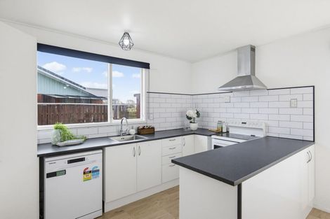 Photo of property in 5 Arlington Avenue, Waikanae, 5036
