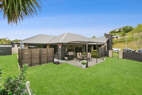 Photo of property in 11 Fernbrook Drive, Hurworth, New Plymouth, 4310