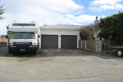 Photo of property in 114 Ruru Avenue, Otatara, Invercargill, 9879