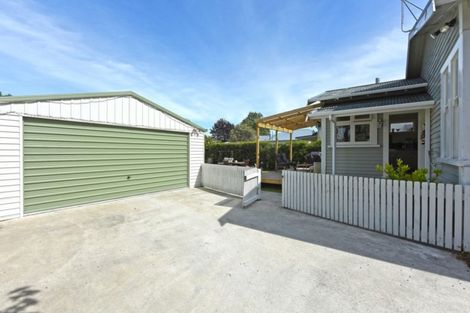 Photo of property in 29 Cambridge Terrace, Masterton, 5810