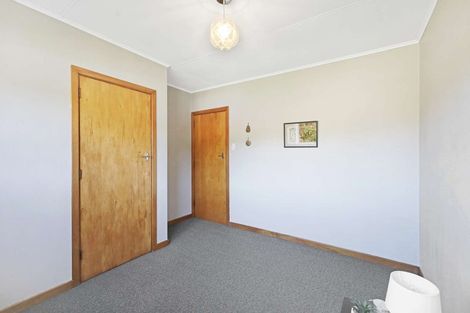 Photo of property in 9 Whakawhiti Street, Marfell, New Plymouth, 4310