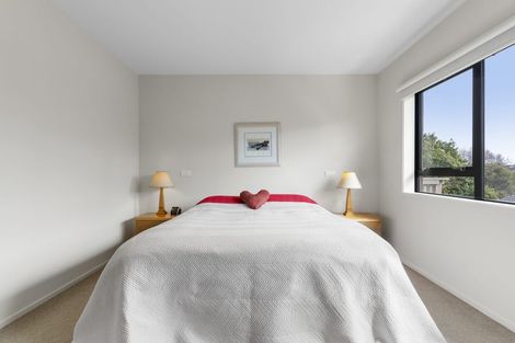 Photo of property in 1/7 Proteus Place, Half Moon Bay, Auckland, 2012