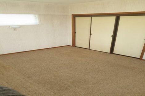 Photo of property in 37 St Leonards Road, Kelston, Auckland, 0602
