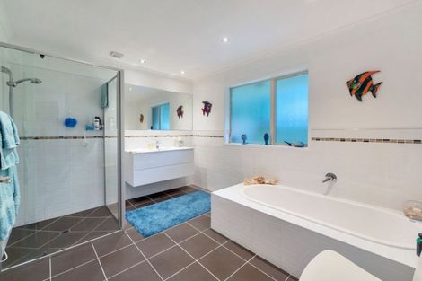 Photo of property in 62 Goodland Drive, Dairy Flat, Albany, 0792