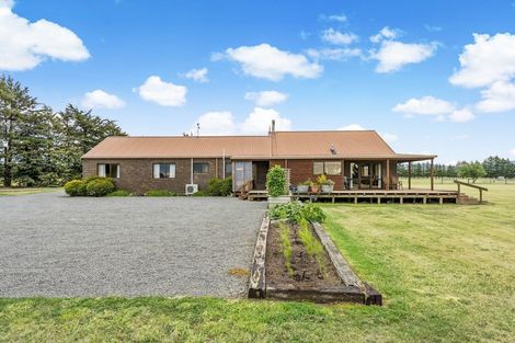 Photo of property in 84 Derretts Road, Hororata, Darfield, 7572