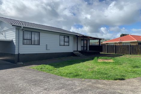 Photo of property in 1/10 Taitimu Drive, Weymouth, Auckland, 2103
