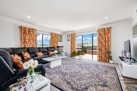 Photo of property in 22 Mili Way, Ranui, Auckland, 0612