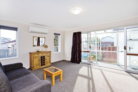 Photo of property in 2/308 Yarrow Street, Richmond, Invercargill, 9810