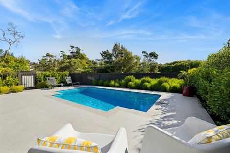 Photo of property in 29 Oscar Road, Greenhithe, Auckland, 0632