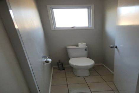 Photo of property in 2/112 View Road, Sunnyvale, Auckland, 0612