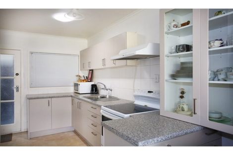 Photo of property in 2/41 Wood Street, Papakura, 2110