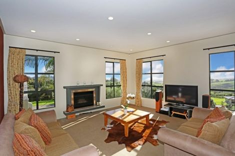 Photo of property in 498 Redoubt Road, Flat Bush, Auckland, 2019