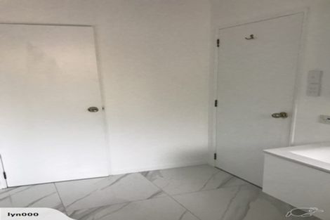 Photo of property in 20 Taupata Street, Redcliffs, Christchurch, 8081