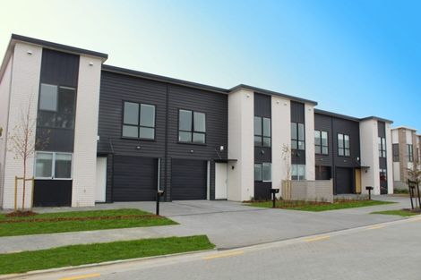 Photo of property in 49 Pepene Avenue, Takanini, 2112