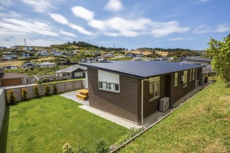 Photo of property in 11 Banks Boulevard, Whitby, Porirua, 5024