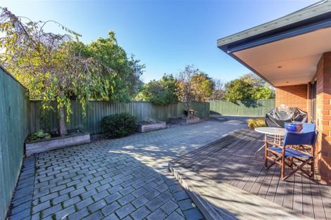 Photo of property in 49b Memorial Avenue, Ilam, Christchurch, 8053