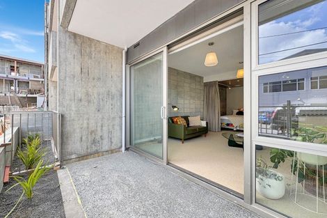 Photo of property in Vela Apartments, 2/2g Campbell Terrace, Petone, Lower Hutt, 5012