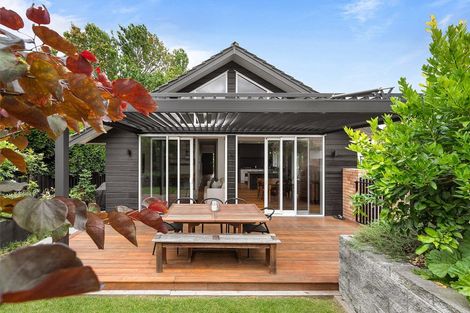 Photo of property in 4 Riverview Terrace, Fairfield, Hamilton, 3214