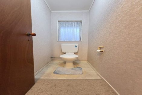 Photo of property in 1/10 Clevedon Road, Papakura, 2110