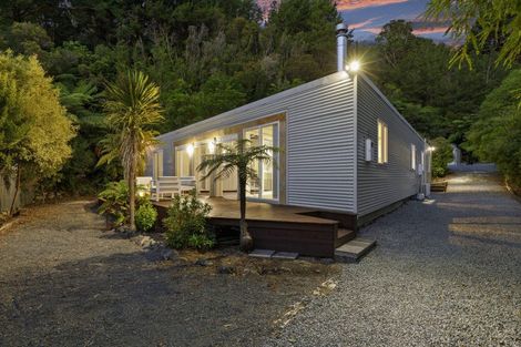 Photo of property in 97 Tawhai Street, Stokes Valley, Lower Hutt, 5019