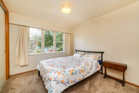 Photo of property in 12 Edwards Place, Terrace End, Palmerston North, 4410