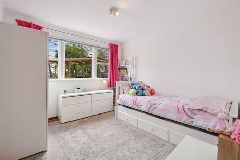 Photo of property in 36 Pandora Place, Pakuranga, Auckland, 2010