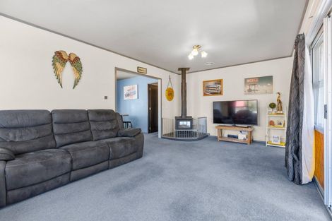 Photo of property in 15 Virginia Place, Whalers Gate, New Plymouth, 4310