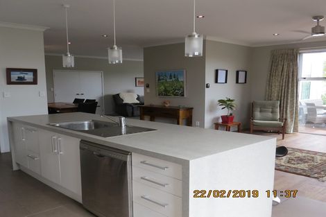 Photo of property in 2 Donald Place, Frimley, Hastings, 4120