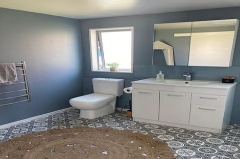 Photo of property in 44 Rotten Row, Waikuku Beach, 7473